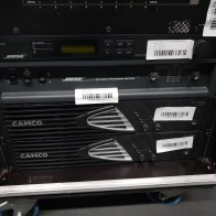 BOSE AMPLIFIER 2 x 450 w 1800 SERIE VI