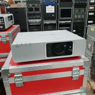 Vuelo PANASONIC PT-F300E +