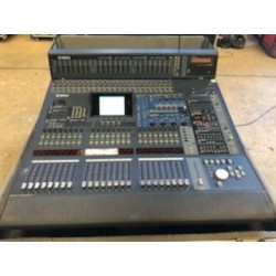 CONSOLA DM2000 YAMAHA
