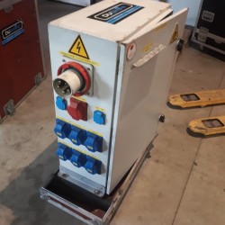 A125T02 CABINET 125T / 1x32T + 15x32M + 2x16A