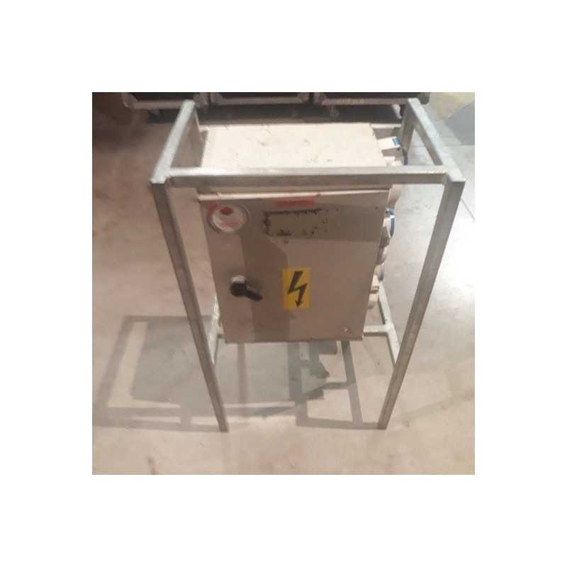 A32T02 32T / 3x32M + 3x16A + ARMARIO RELE