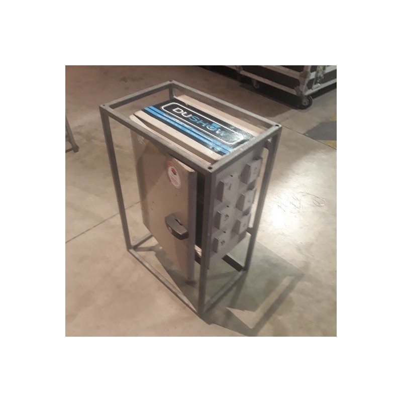 A32T14   ARMOIRE 32T / 1x32M + 6x16A METAL