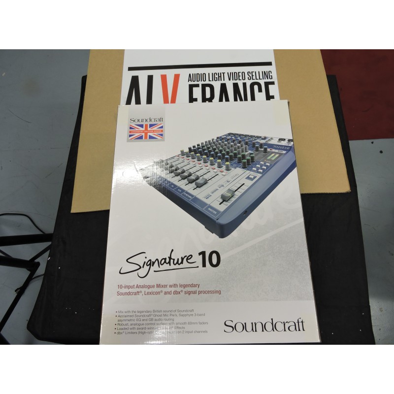 SIGNATURE 10 - Console live 10 voies - Effets - USB