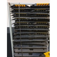 LOT DE 48 PASSAGES  DE CABLE 5 ET  3 CANAUX