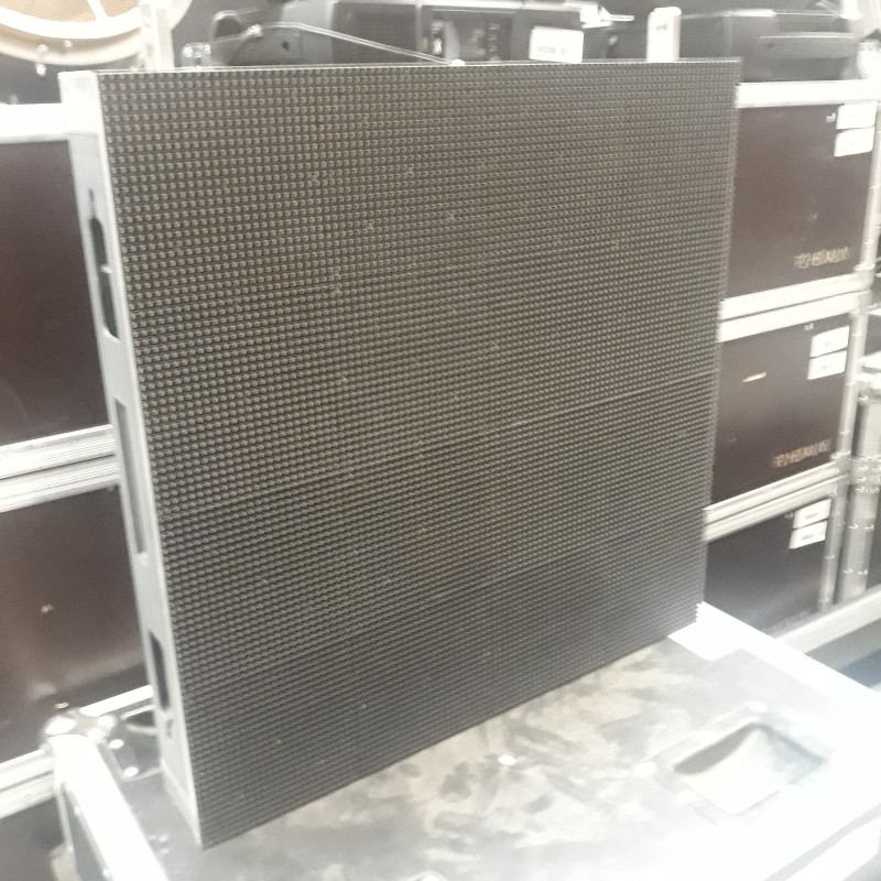 PANTALLA LED 6 mm DIP LED HOMBRE