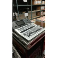 CONSOLA DIGITAL TF1 YAMAHA