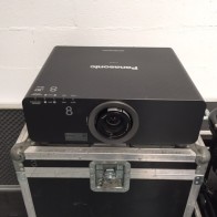 PT DZ6710 VIDEO PROJECTEUR  PANASONIC
