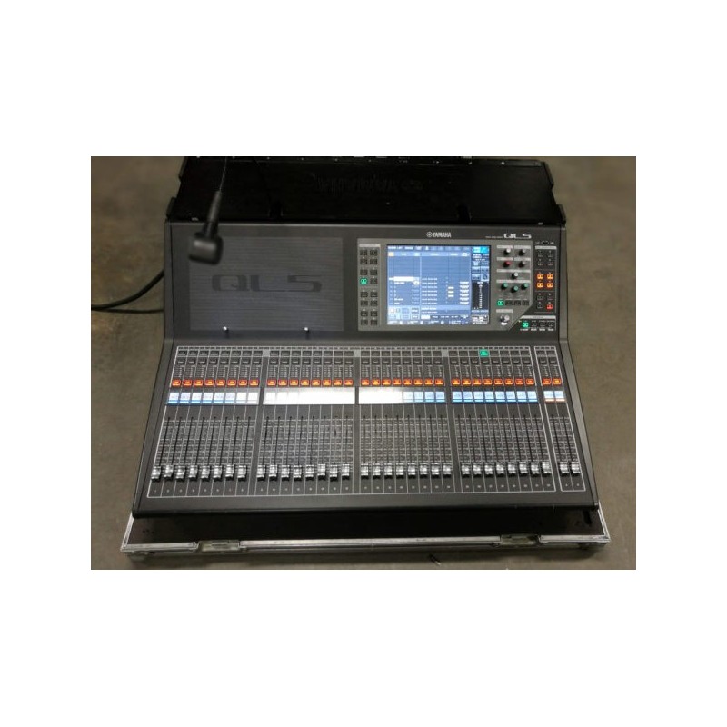 CONSOLA QL5 YAMAHA  