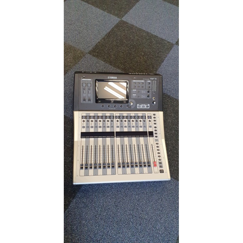 TF1  CONSOLE + NY64D CARTE DANTE  YAMAHA