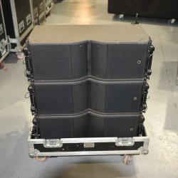 SISTEMA L-ACOUSTICS KARA + SB18 + LA8