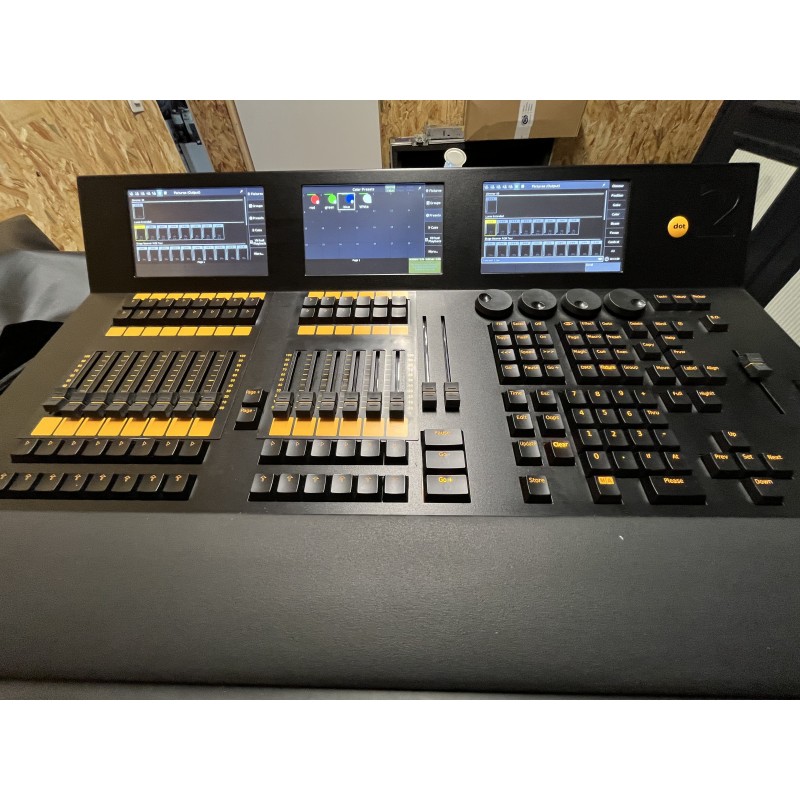 CONSOLA DE MA LIGHTING DOT 2 XL-F + FADER WING EXTENSION  MA LIGHTING