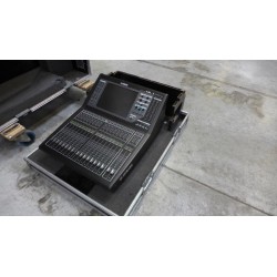 CONSOLA QL1 YAMAHA  